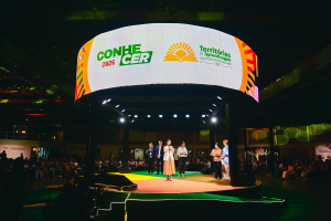 ConheCER 2026 tem início em Fortaleza reunindo educadores de todo o país