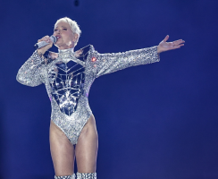 Xuxa anuncia show da turnê 'O Último Voo da Nave' em Fortaleza; veja data do show e da venda de ingressos