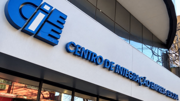 Instituição tem mais de 400 vagas de estágio e aprendizagem abertas no Ceará