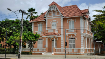 UFC tem inscrições para Casas de Cultura Estrangeira até esta quarta-feira (8); veja como participar