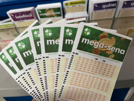 Cinco apostas do Ceará acertam cinco números na Mega-Sena e ganham R$ 19 mil