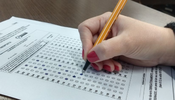 Ceará tem vagas de emprego e concurso abertas nesta segunda (23); veja como se inscrever