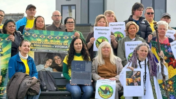 Vigília reúne amigos e familiares por brasileira desaparecida na Inglaterra